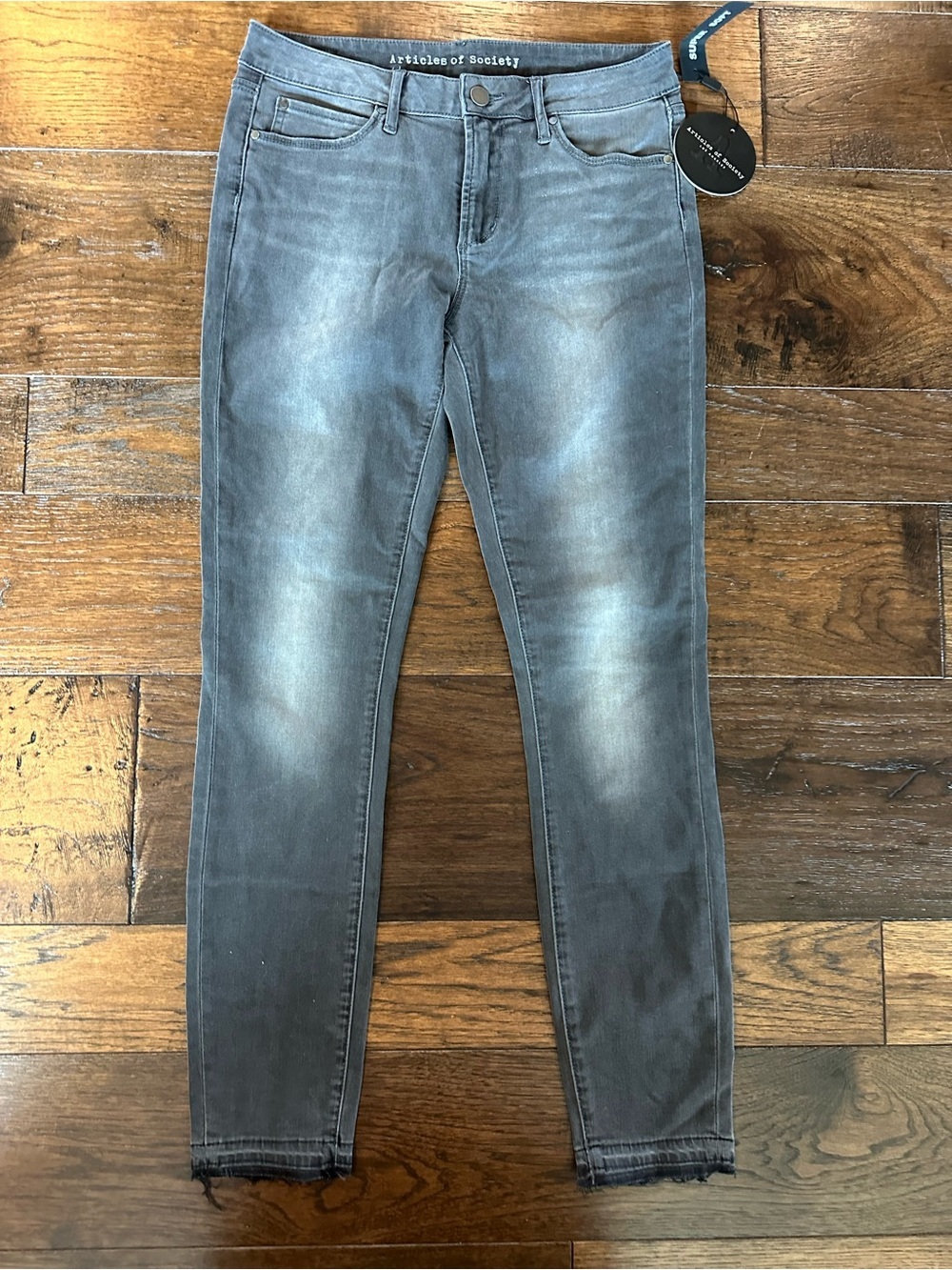 Articles of Society Women’s Gray Slim Jeans- size 28